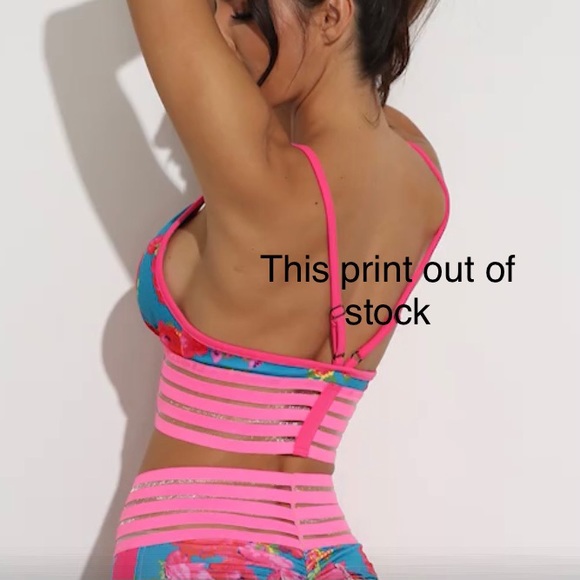 Summer wear 2 pcs set Deep V neck Push-up Bralette and short  Size M - Picture 4 of 10